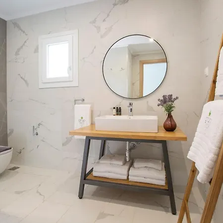 Villa Grappolo Lefkada - Athiri, 5 Min From Wonderful Ai Giannis & Lefkada Town