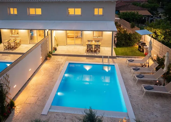 Villa Grappolo Lefkada - Athiri, 5 Min From Wonderful Ai Giannis & Lefkada Town Apolpaina